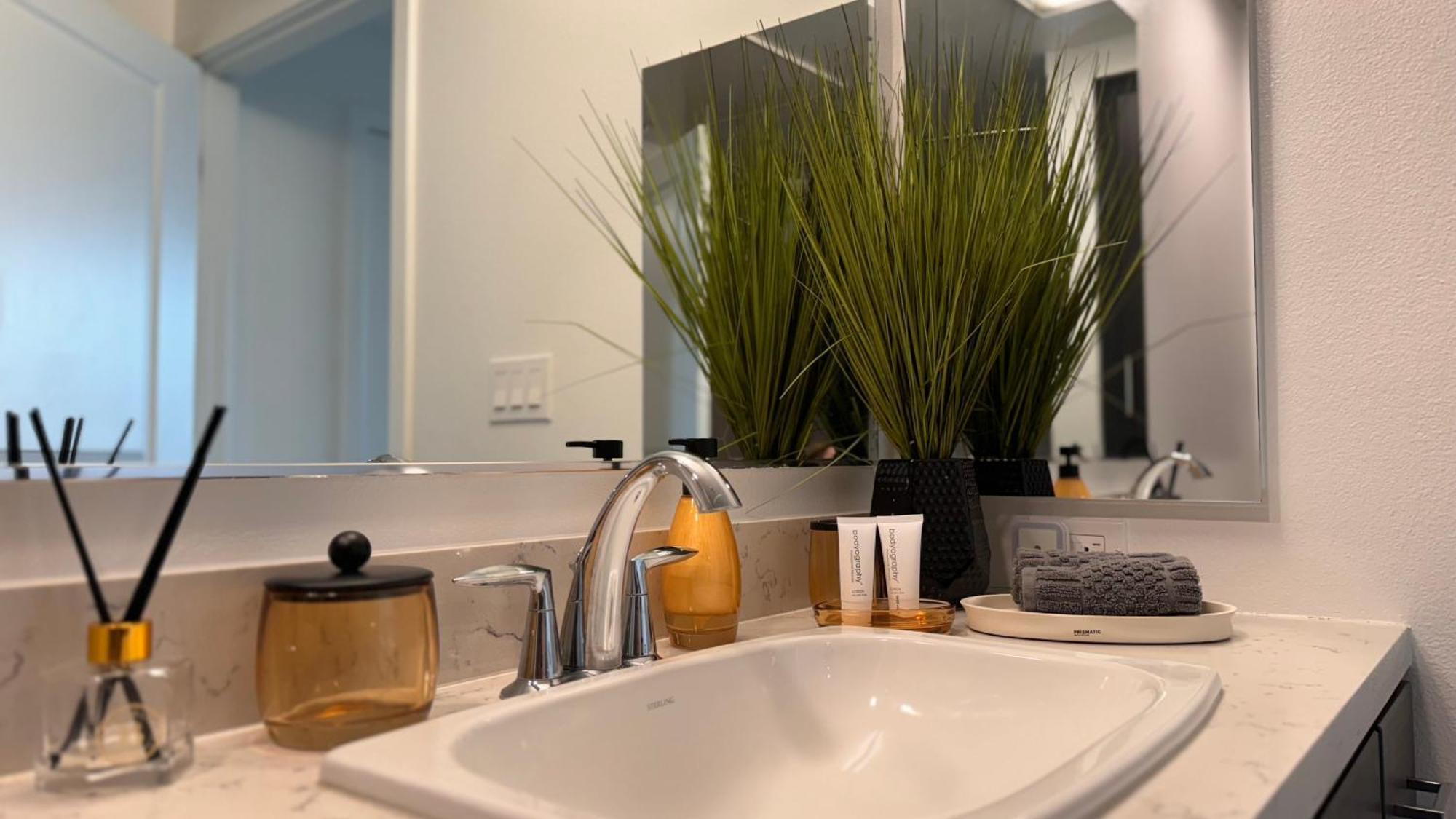 Wallace Luxurious Los Angeles Eksteriør bilde