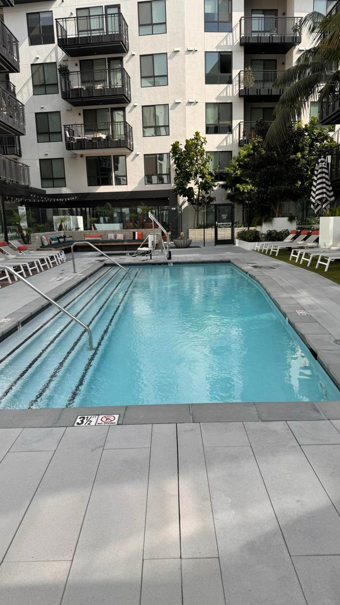 Wallace Luxurious Los Angeles Eksteriør bilde