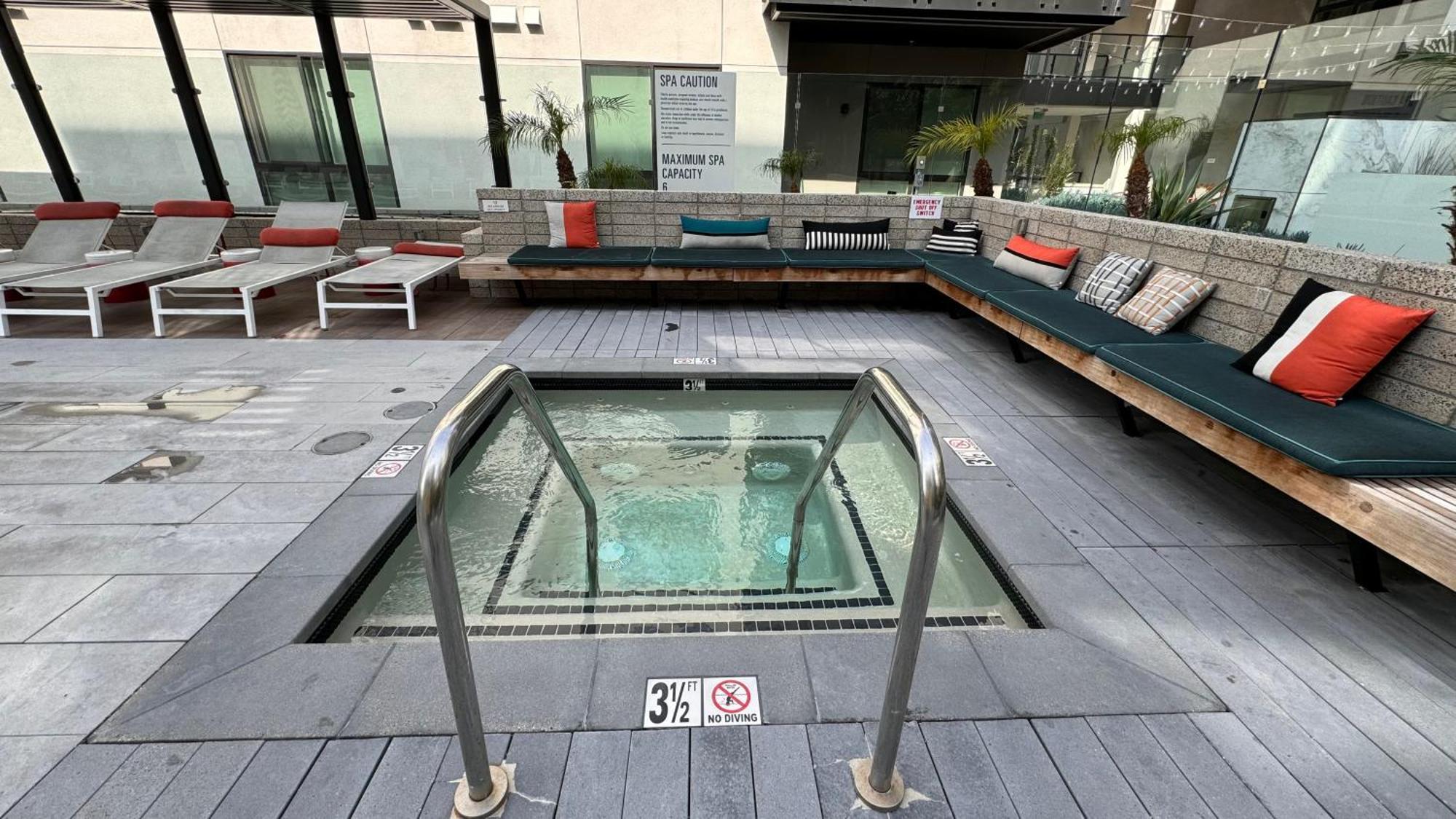 Wallace Luxurious Los Angeles Eksteriør bilde